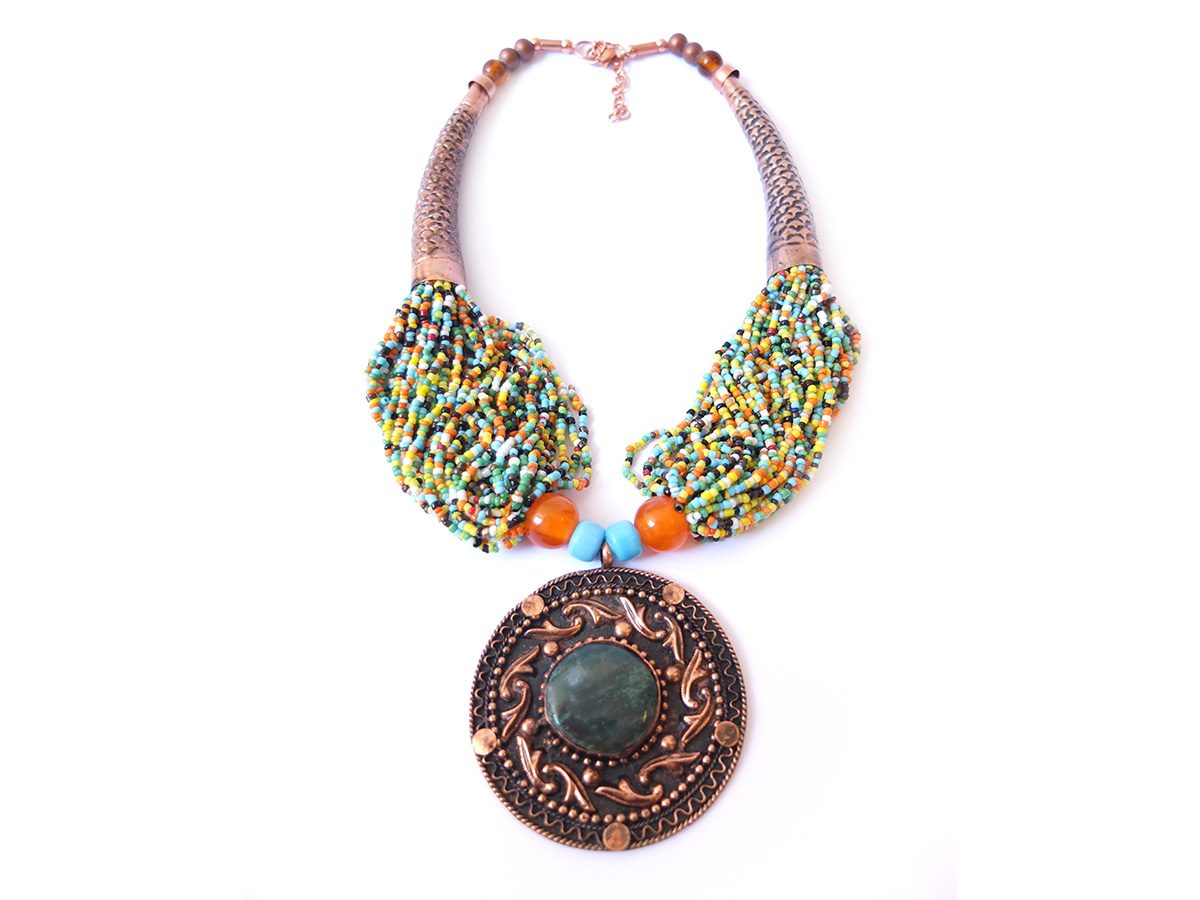 photo agate cuivre Inde perles de couleurs pierres naturelles 